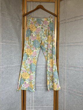 Wayf Floral Bootleg Pull On Pants, Small. Hippie Boho Vibe, Super soft